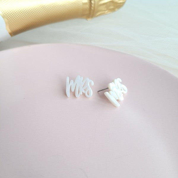Mrs Me {stud earrings}