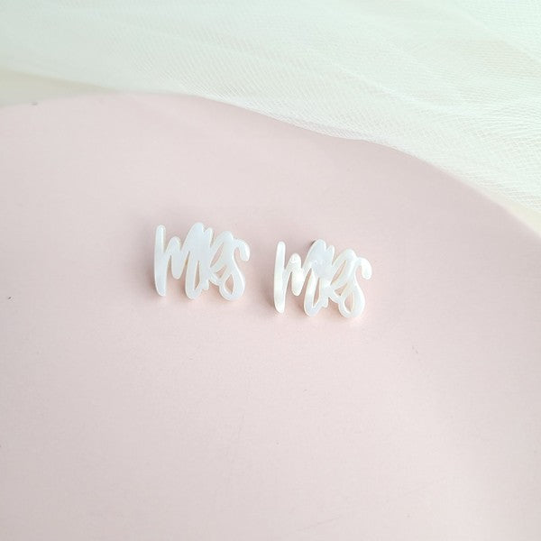 Mrs Me {stud earrings}