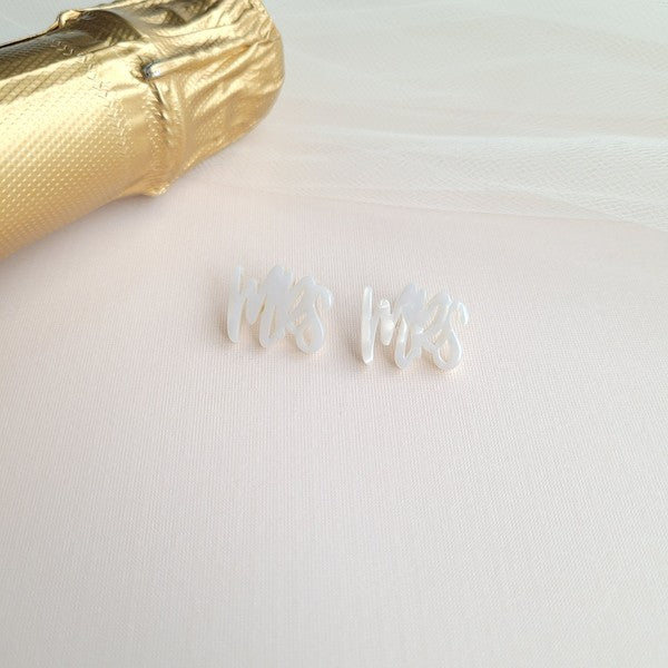 Mrs Me {stud earrings}