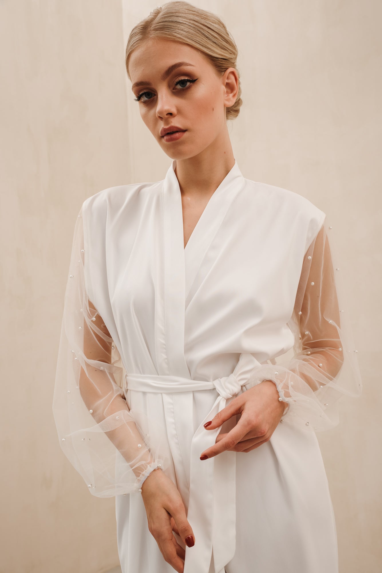 Pearl Sleeve Bridal Robe